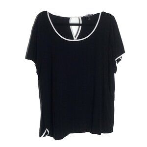 Cable and Gauge Woman's Plus Black and White Shirt